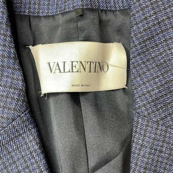 VALENTINO ๐๐๐๐ - Picture 2 of 8